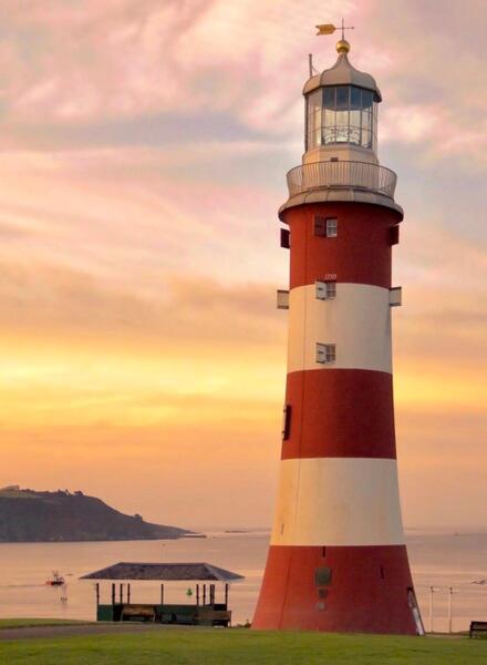 2 Bedroom Dreamy In Plymouth! *